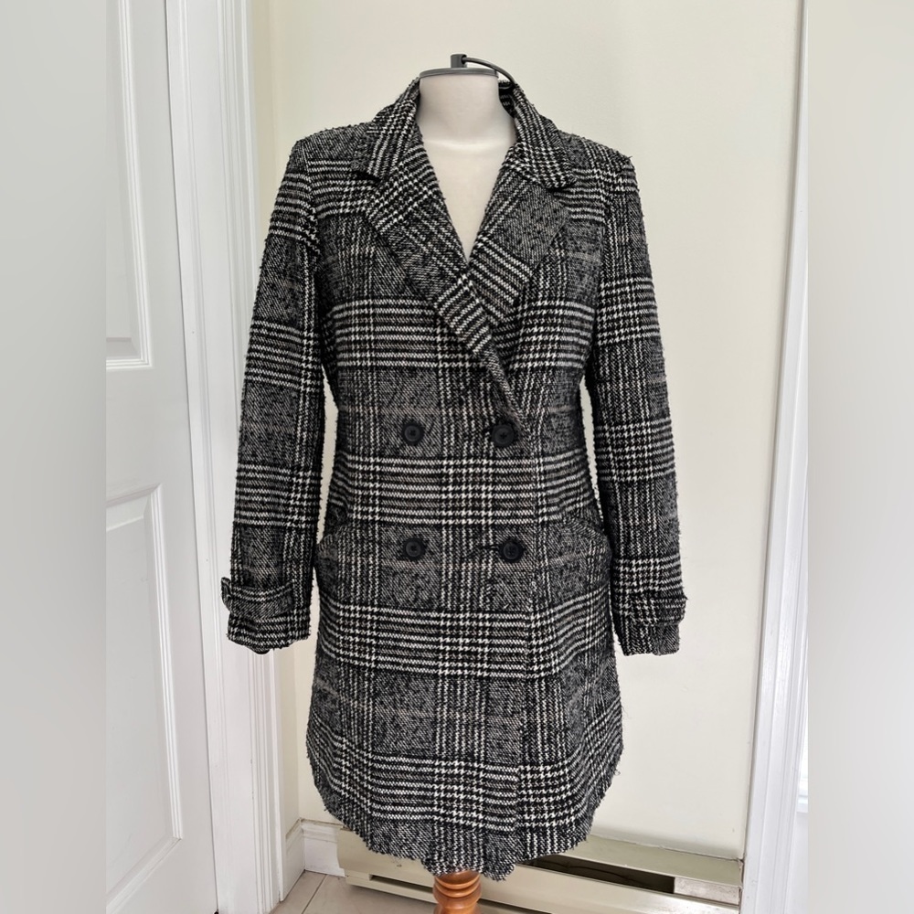Suzy Sheir plaid double breasted coat size medium